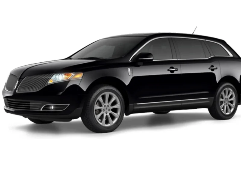 Lincoln MKT Sedan